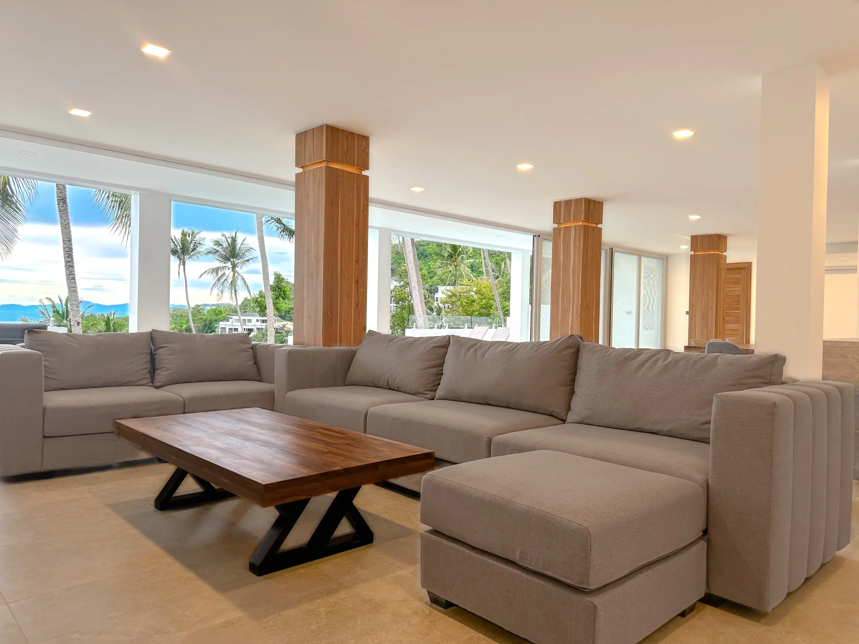 Vente Urgente : Villa 8 Chambres Vue Mer à Lamai, Koh Samui