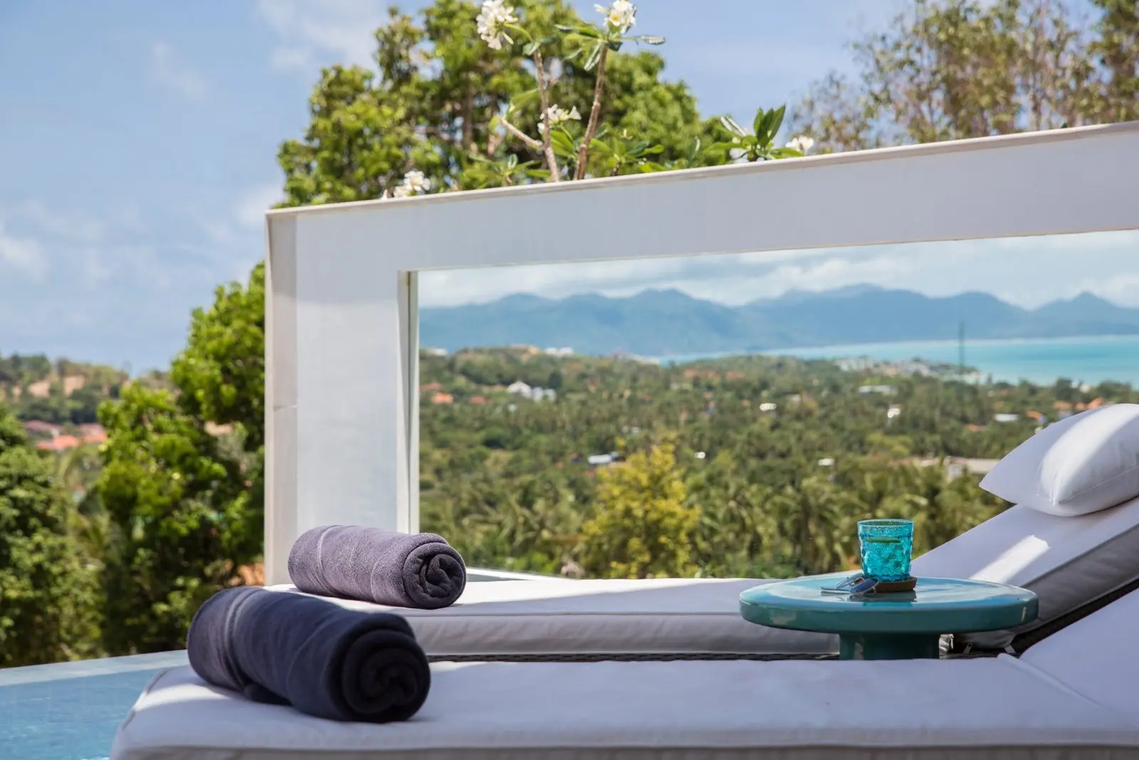 Villas de luxe avec 2 chambres et vue sur la mer avec piscine à Choeng Mon, Koh Samui