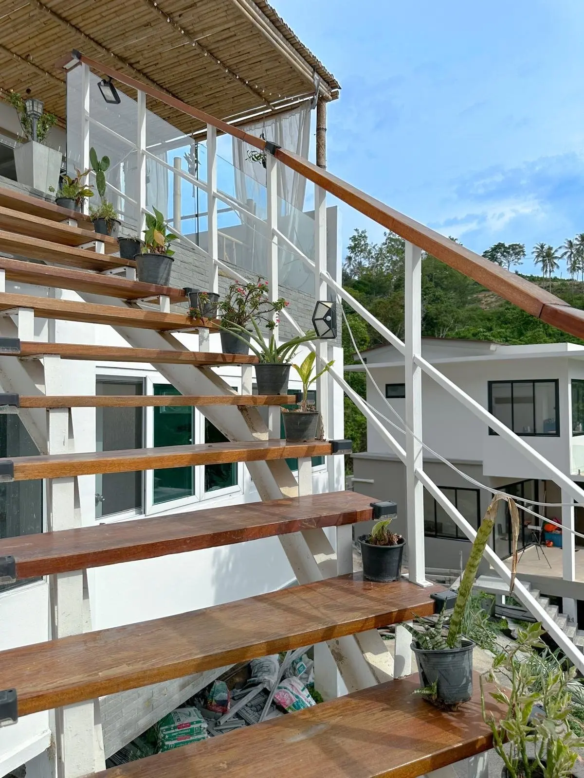 3 chambres + 1 studio Vue sur mer à Lipanoi Koh Samui À VENDRE