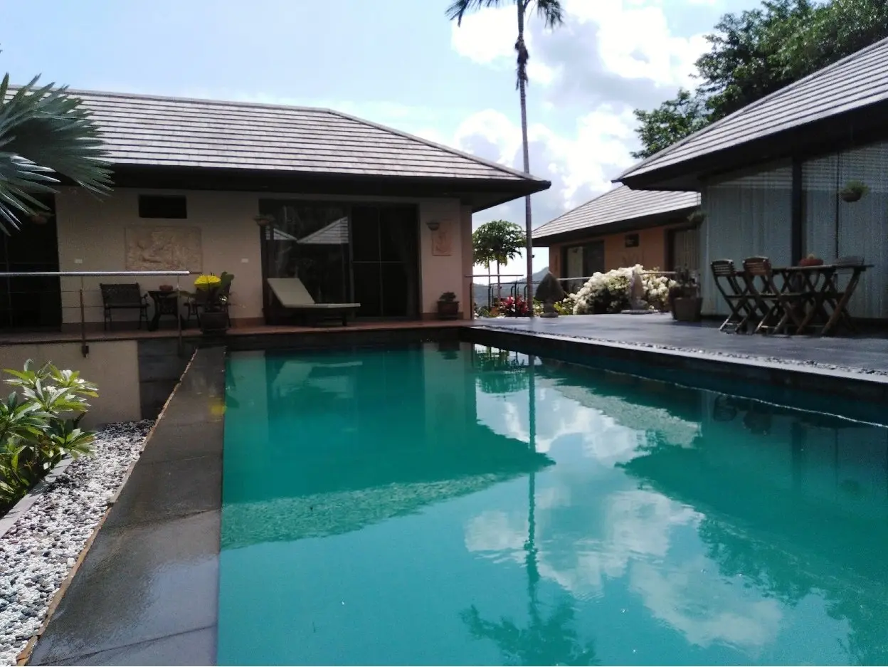 5-Bedrooms Luxury Villa in Maenam Koh Samui "SALE"