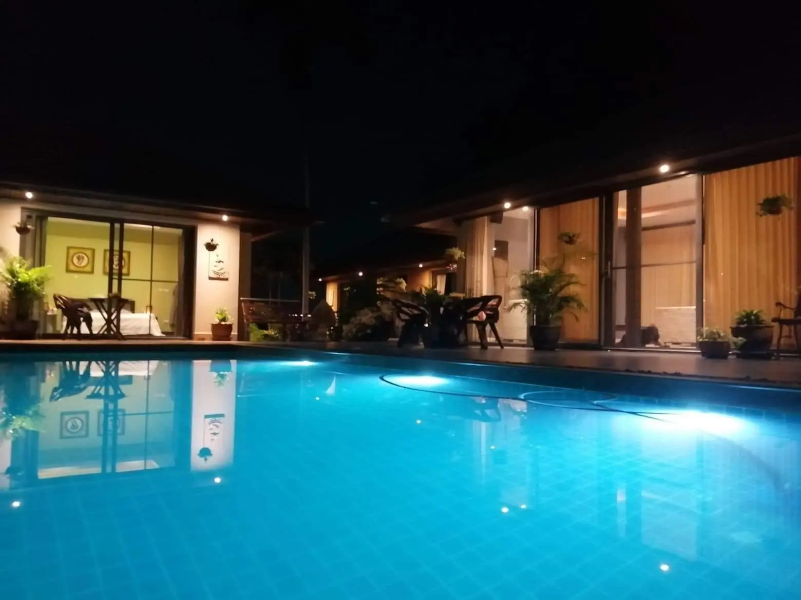 Villa de luxe de 5 chambres à Maenam Koh Samui VENTE