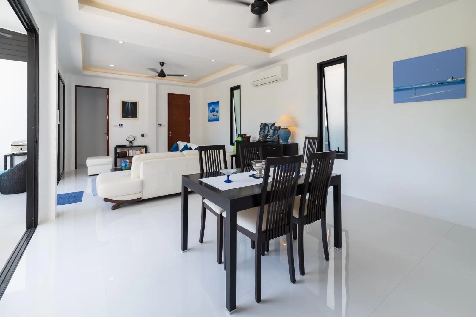 Villa de 4 chambres avec piscine à 5 minutes du centre-ville à Lamai Koh Samui À VENDRE