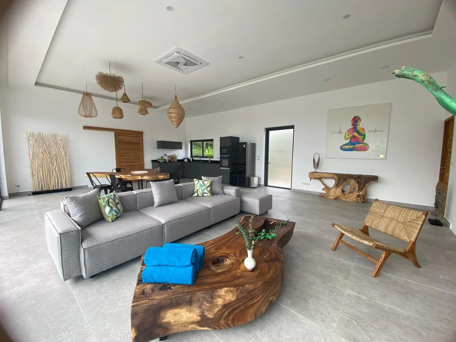 3-Bedrooms villa Luxury Living in Chaweng's Heart "RENT"