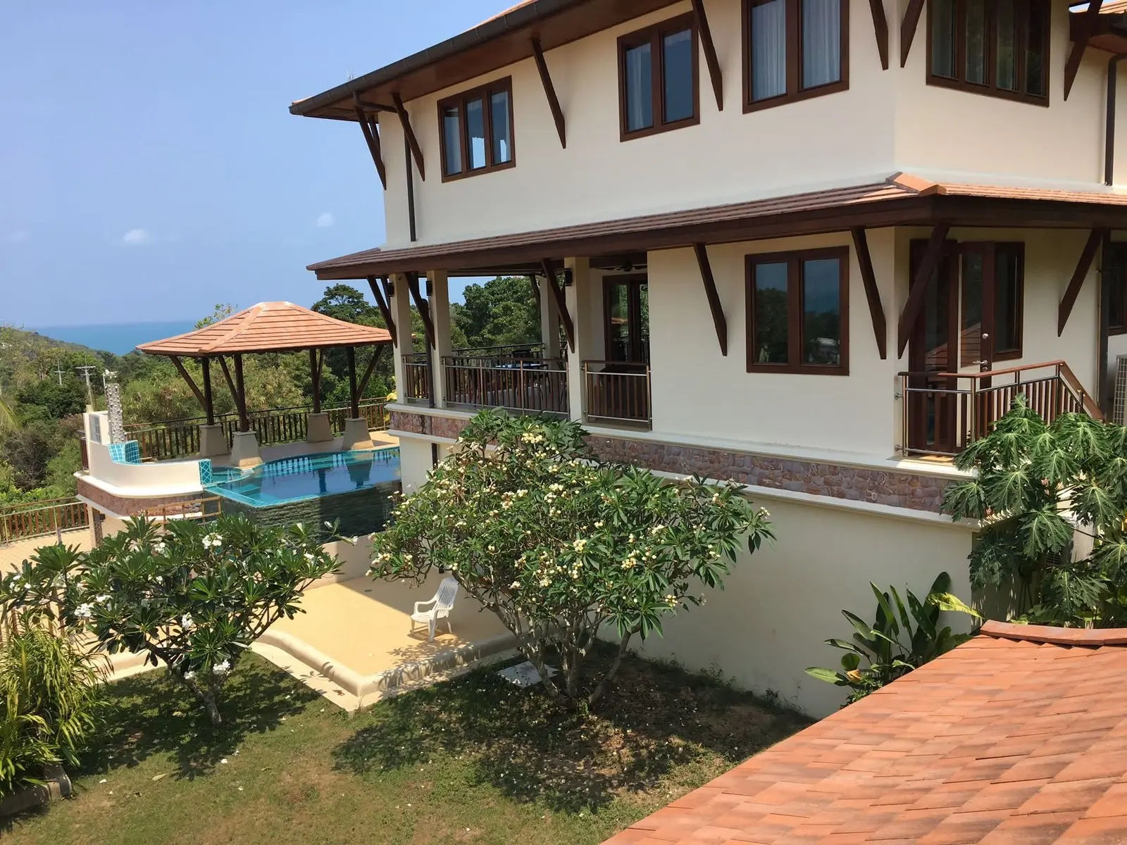 Charmante villa thaïlandaise avec vue sur la mer, 5 chambres à louer à Plai Laem, Koh Samui LOUER