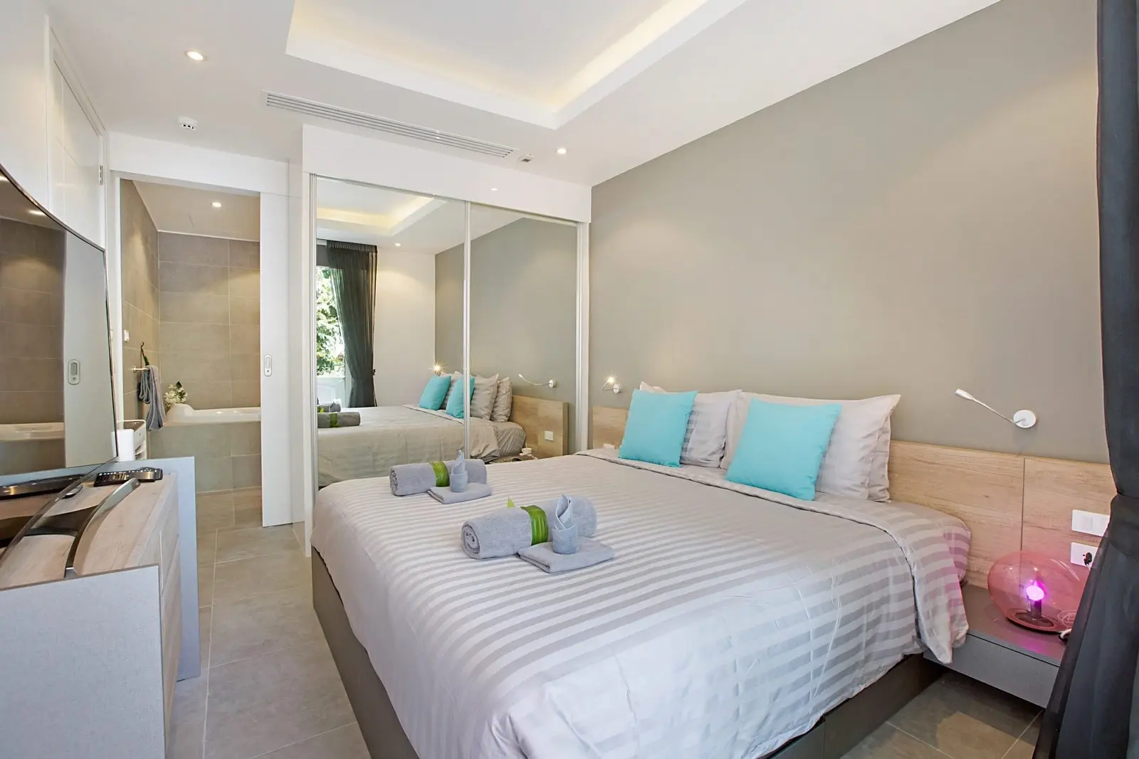 3-Bedroom Res E Sea View at Bangrak Samui " RENT"