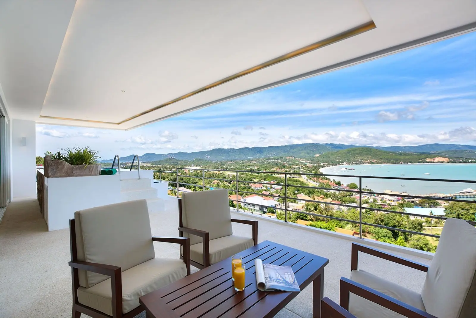  Penthouse de 3 chambres M avec vue sur la mer à Bangrak 