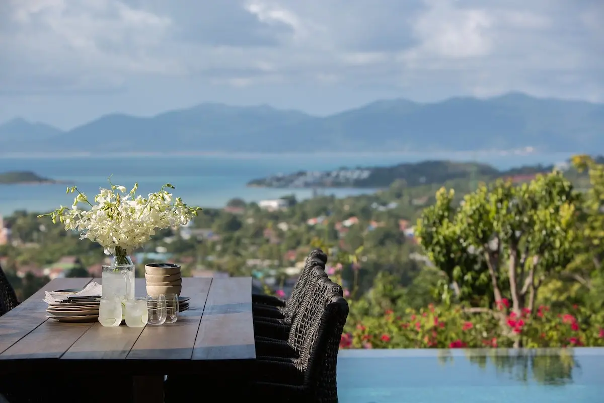 5 Chambres Villa Exceptionnelle avec Vue sur la Mer à Louer à Plai Laem LOUER