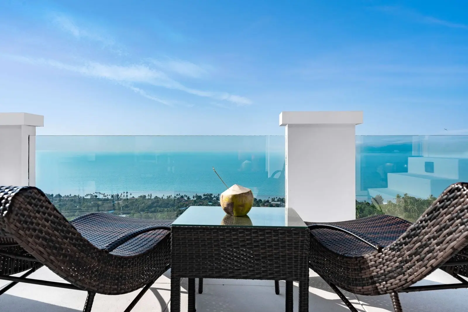 Penthouse luxueux de 2 chambres avec vue sur mer à louer à Bang Por RENT