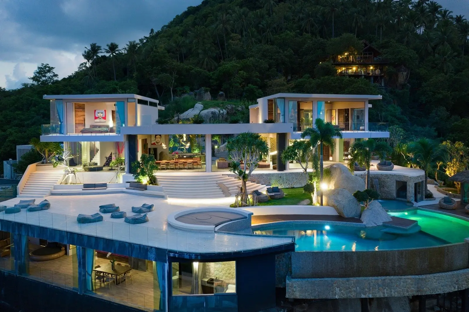 "5-Bedroom Seaside Villa in Chaweng Noi, Koh Samui, Offering Mesmerizing Sea Views" Freehold