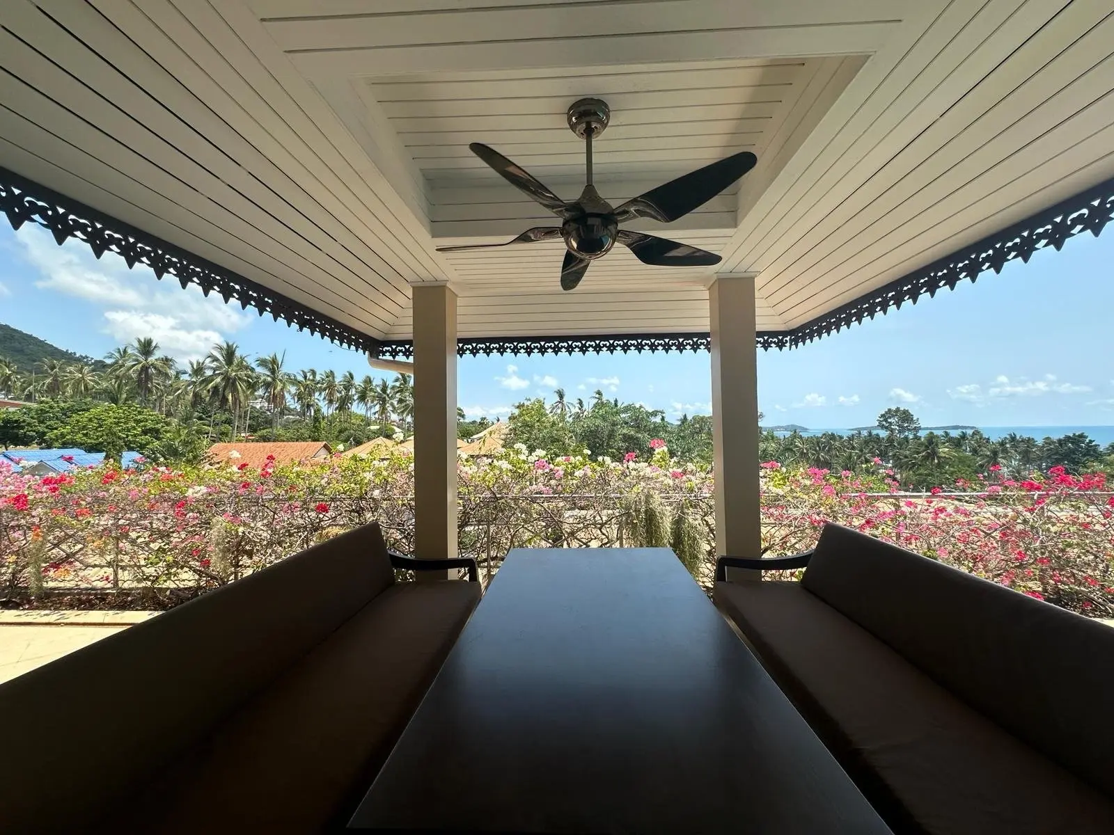 4 Bedroom SEA VIEW Villa in Chaweng Noi for "RENT"