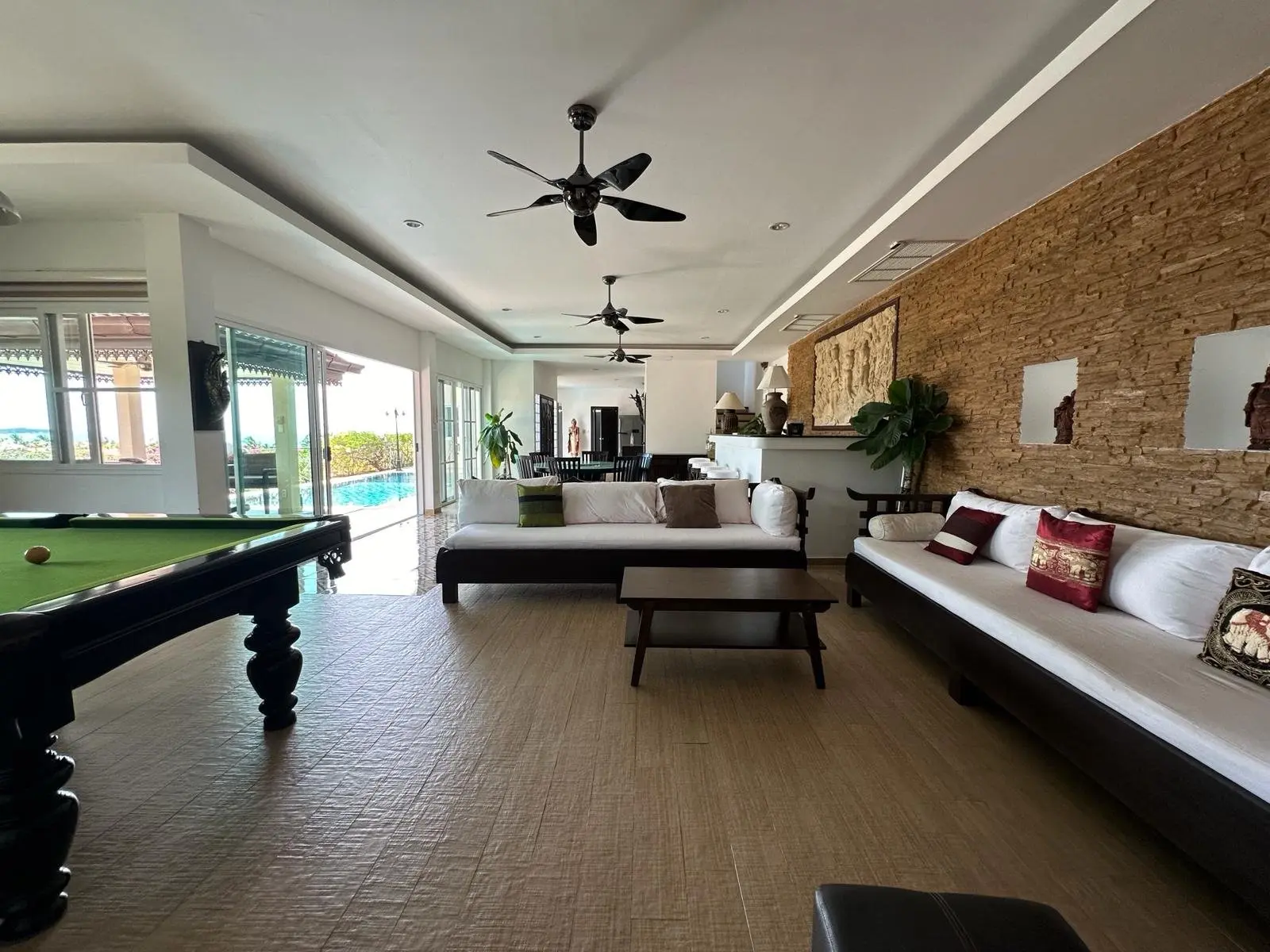 4 Bedroom SEA VIEW Villa in Chaweng Noi for "RENT"