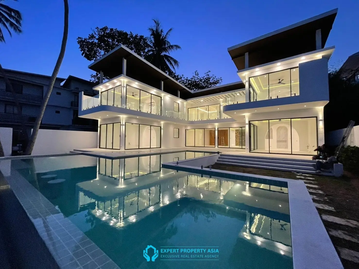 "Architectural Beachfront Masterpiece with Rare T-Shaped Pool – Lamai, Koh Samui"