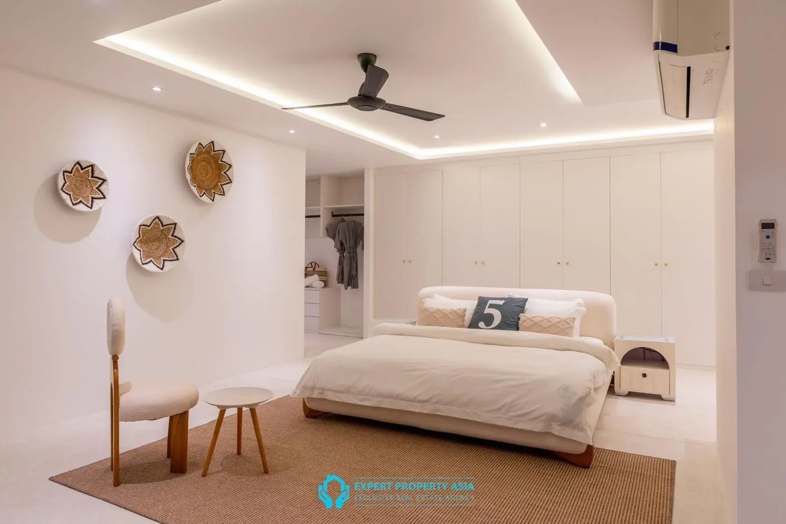 "Architectural Beachfront Masterpiece with Rare T-Shaped Pool – Lamai, Koh Samui"