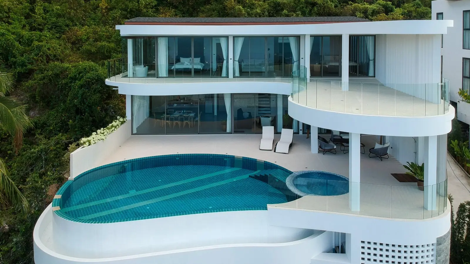 Villa avec piscine vue mer hors plan 3-4 chambres