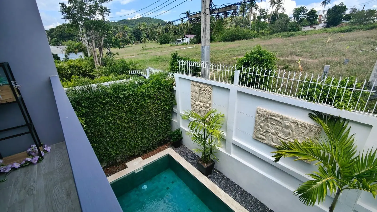 Maison individuelle de 3 chambres avec piscine à louer