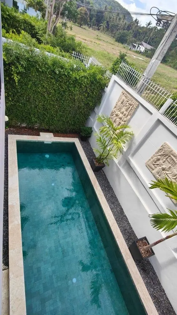 Maison individuelle de 3 chambres avec piscine à louer