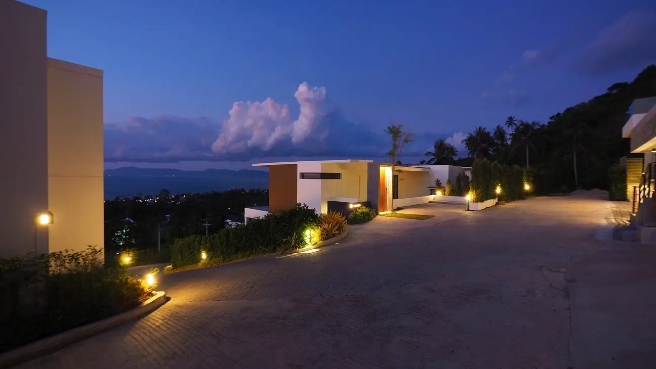 Villa de luxe avec piscine 4 chambres vue panoramique sur la mer