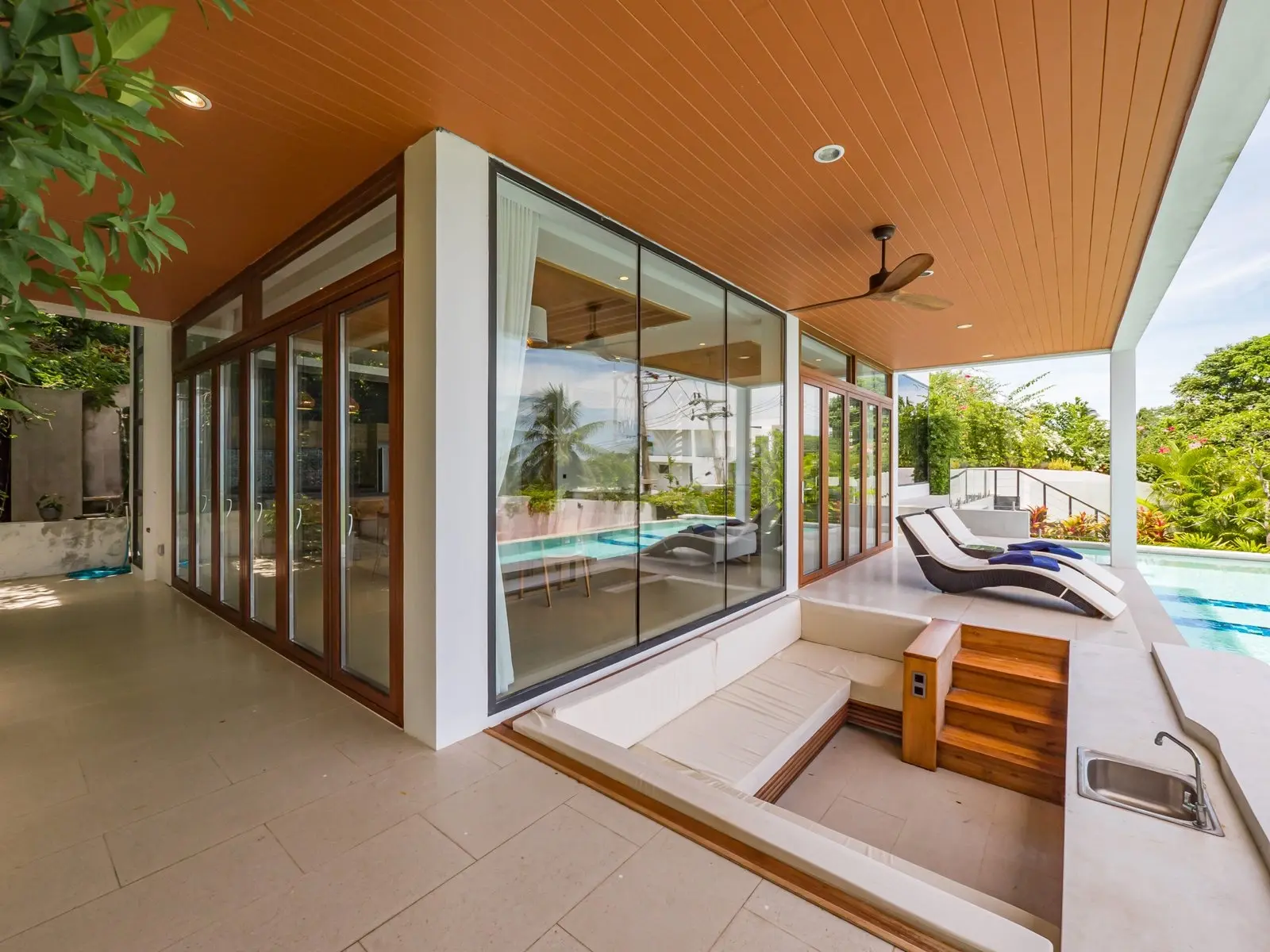 Villa de luxe avec piscine de 4 chambres et vue sur l'océan à 180 degrés