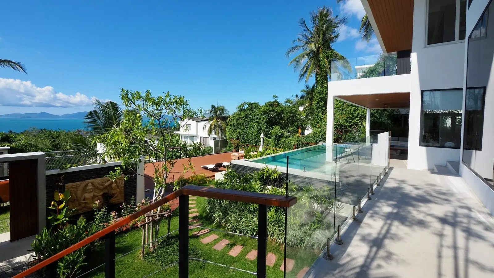 Villa de luxe avec piscine de 4 chambres et vue sur l'océan à 180 degrés