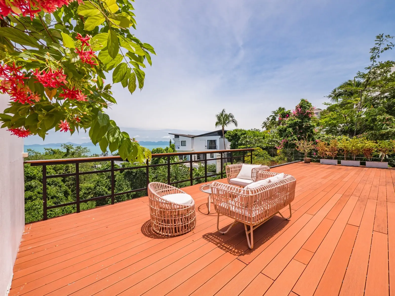 4-Bedroom Luxury Pool Villa with 180-degree ocean view