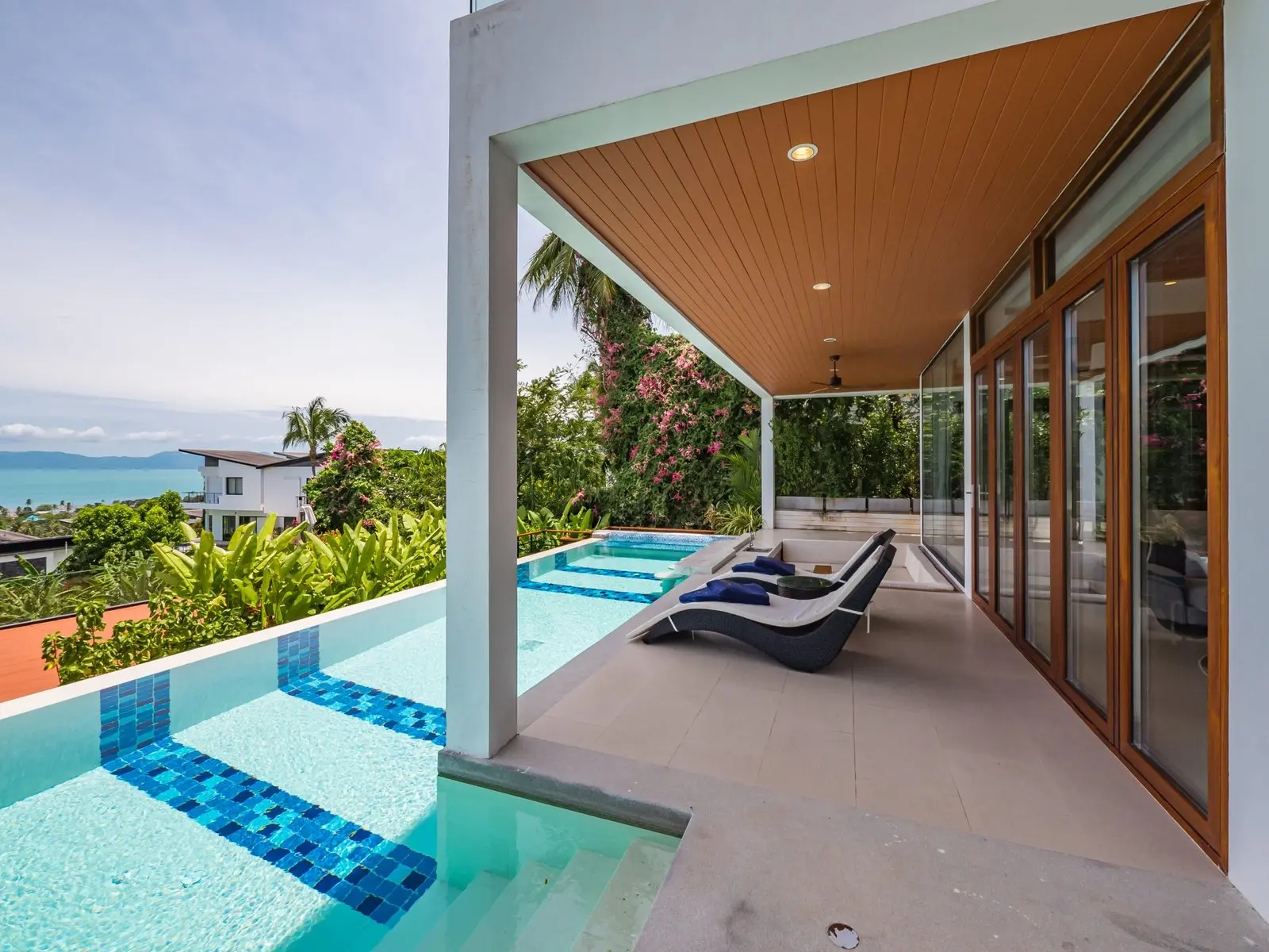 Villa de luxe avec piscine de 4 chambres et vue sur l'océan à 180 degrés