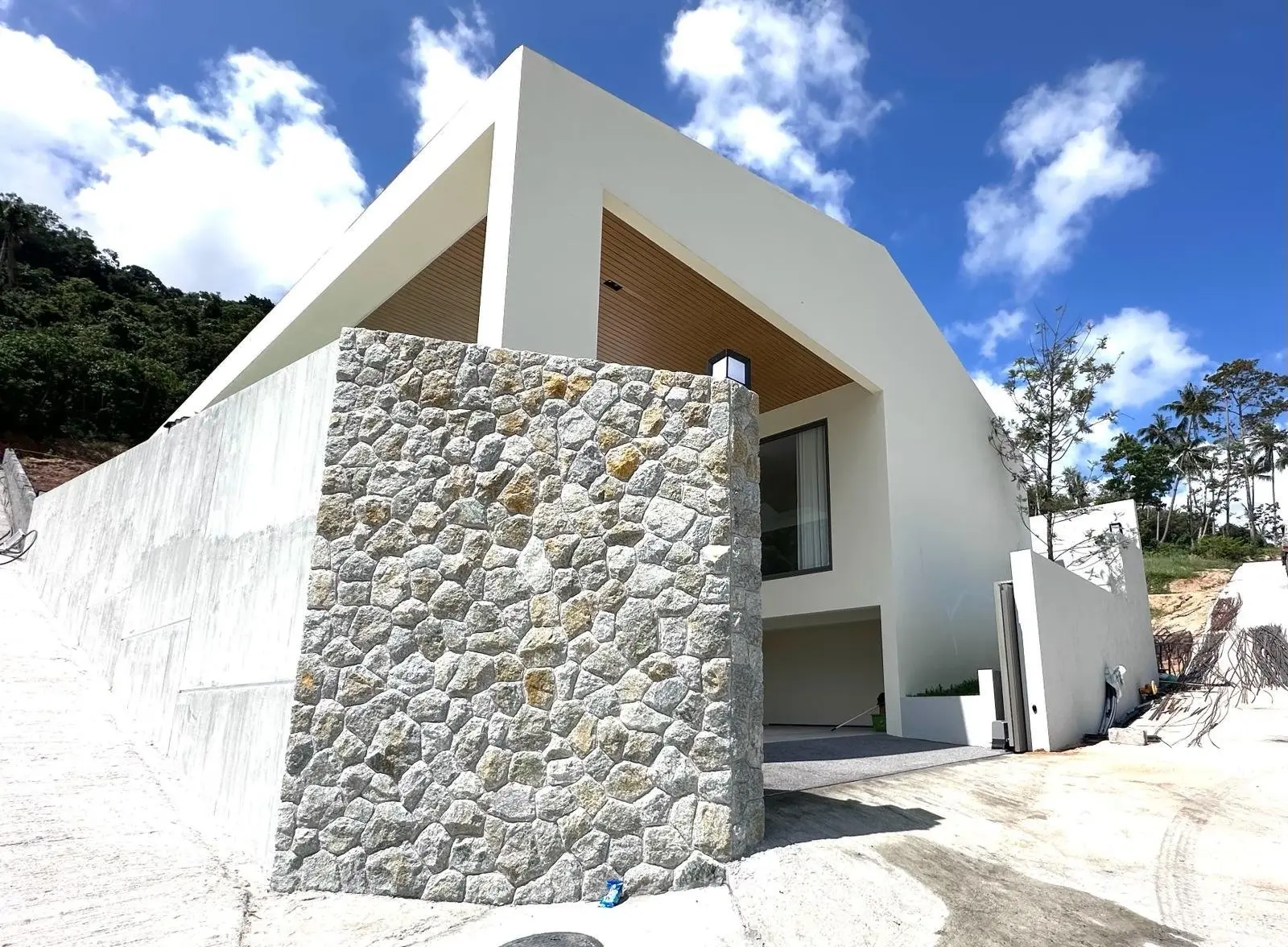 "Offplan " Last Chance: 3-Bedroom in Maenam, Koh Samui - Only 2 Plots Remain!"