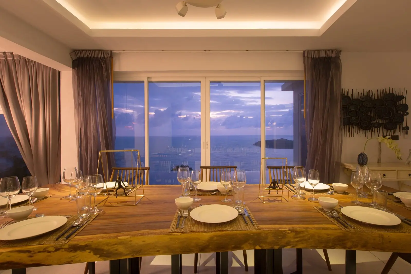 5-Bedroom Panoramic Sea View Villa at Choengmon