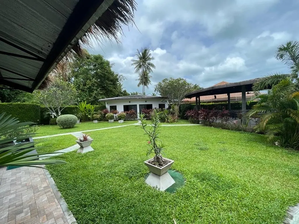 7-Bedroom Sea View Villa at Bangrak Koh Samui