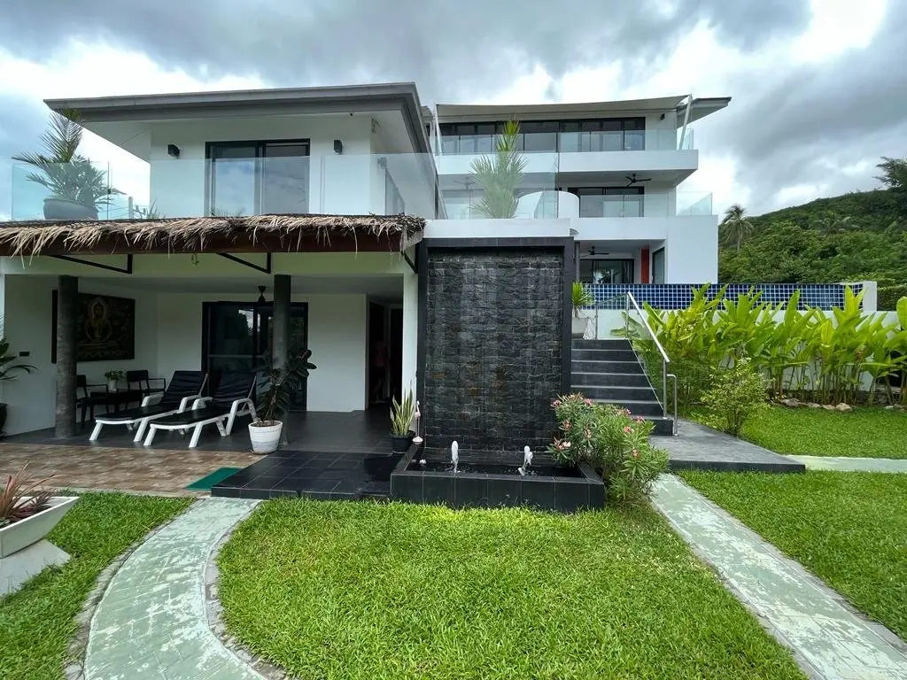 7-Bedroom Sea View Villa at Bangrak Koh Samui