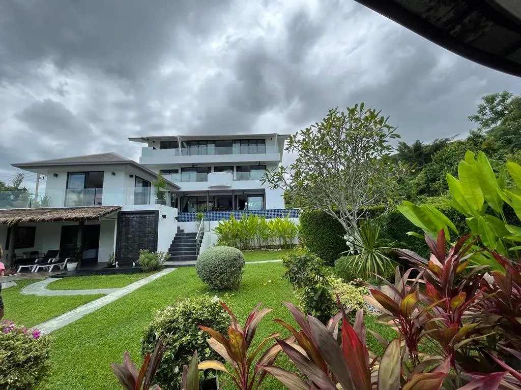 7-Bedroom Sea View Villa at Bangrak Koh Samui