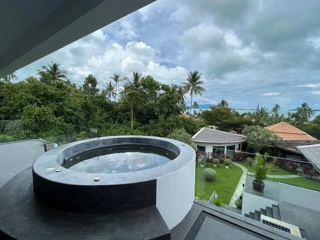 7-Bedroom Sea View Villa at Bangrak Koh Samui