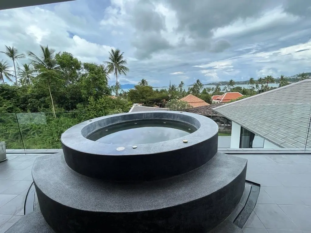 7-Bedroom Sea View Villa at Bangrak Koh Samui