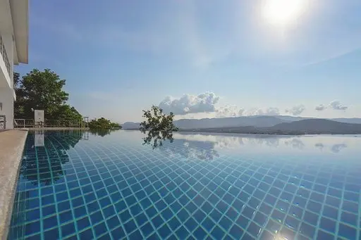 3-Bedroom Apartment Sea View Q 1 at Bangrak Samui