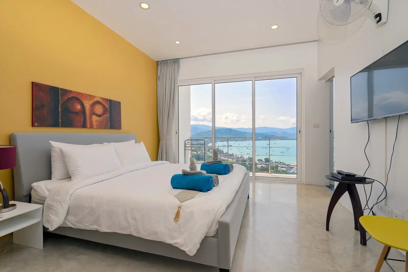 3-Bedroom Apartment Sea View Q 1 at Bangrak Samui