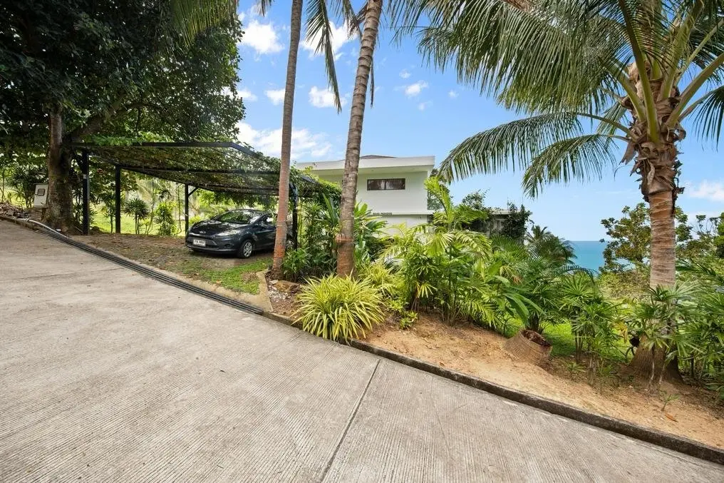 Villa luxueuse de 3 chambres avec vue panoramique sur l'océan