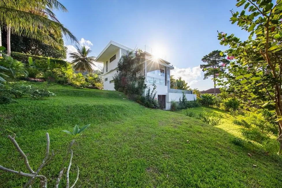 Villa luxueuse de 3 chambres avec vue panoramique sur l'océan