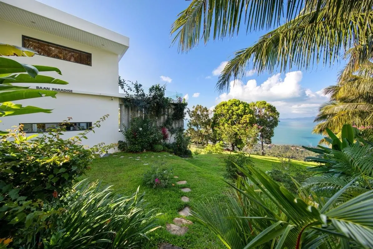 Villa luxueuse de 3 chambres avec vue panoramique sur l'océan