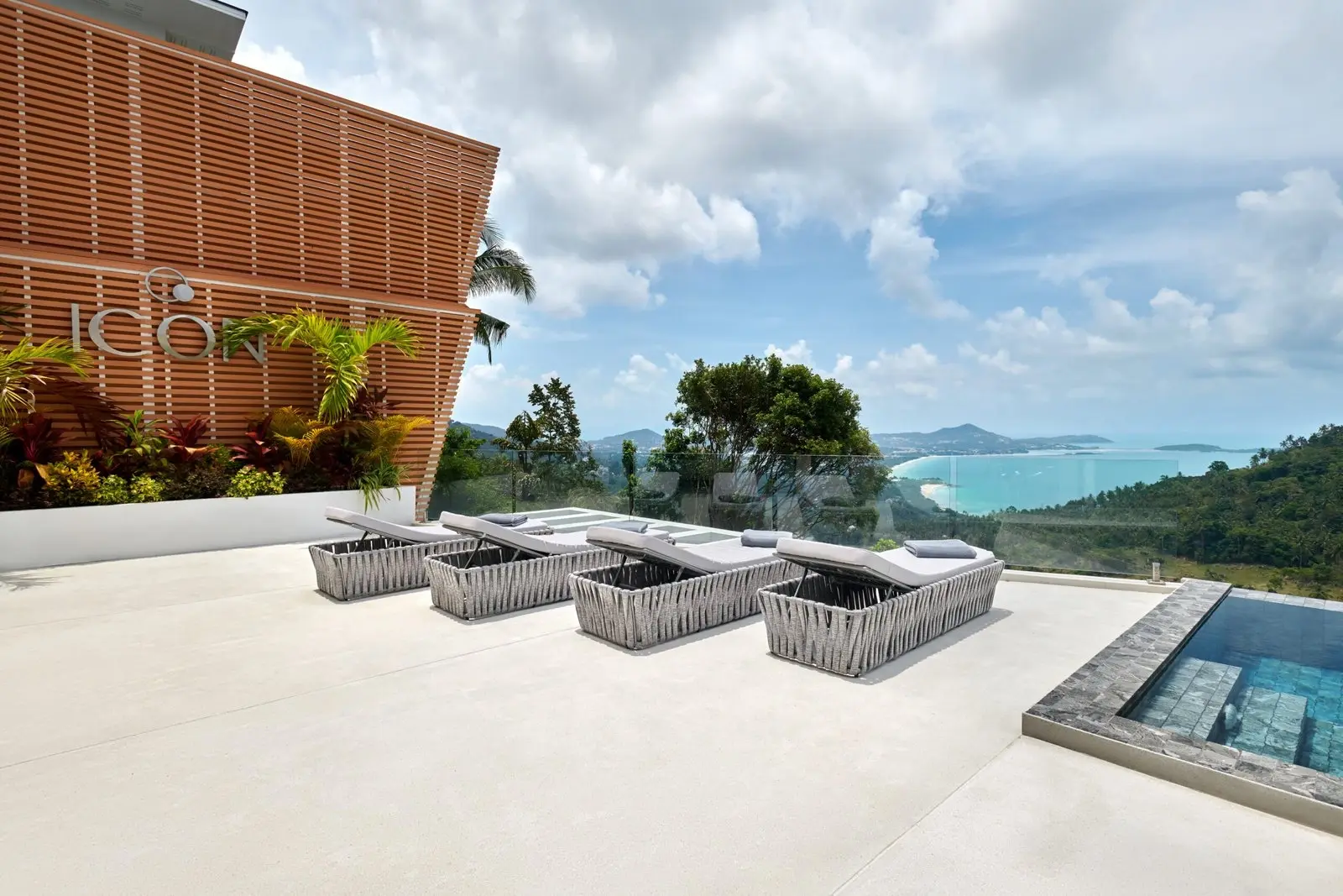 3 Bedroom Sea View Villa Chaweng Noi " RENT"