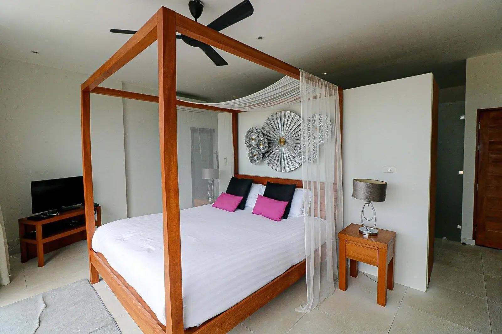 15 Modern Pool Villas Resort Near Choeng Mon Beach