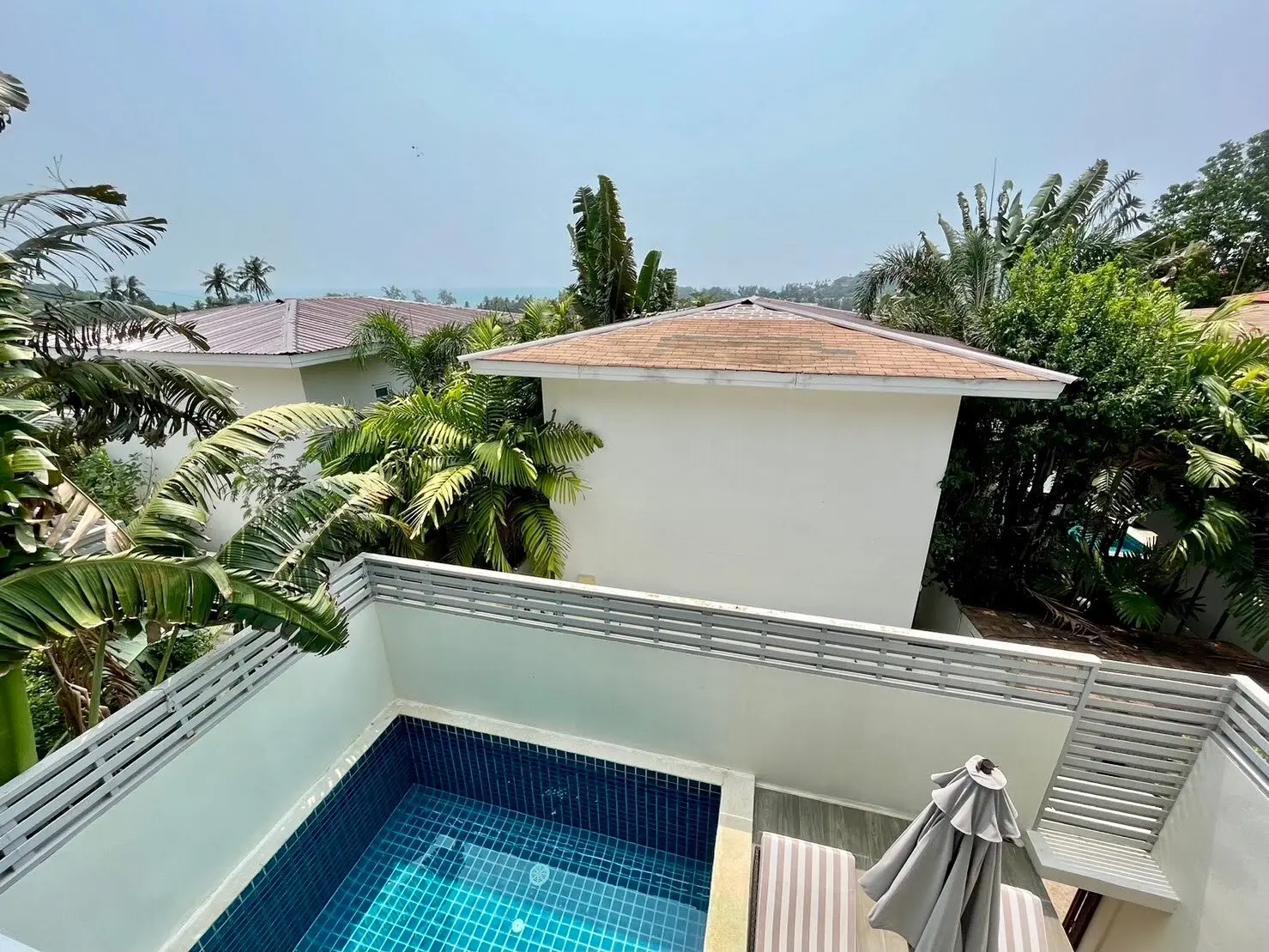 15 Modern Pool Villas Resort Near Choeng Mon Beach