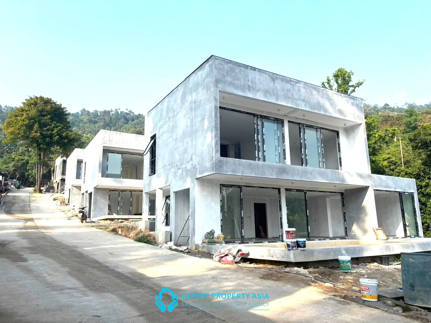 "Stunning Modern Tropical Villa in Chaweng Noi – Where Luxury Meets Serenity"