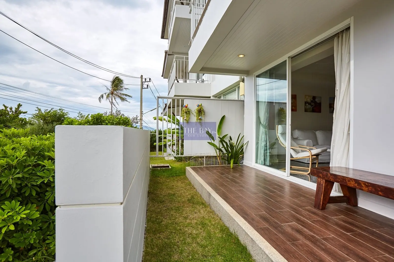 À vendre : Magnifique condo en bord de mer d'une chambre avec une vue imprenable sur la mer à Plaileam, Koh Samui