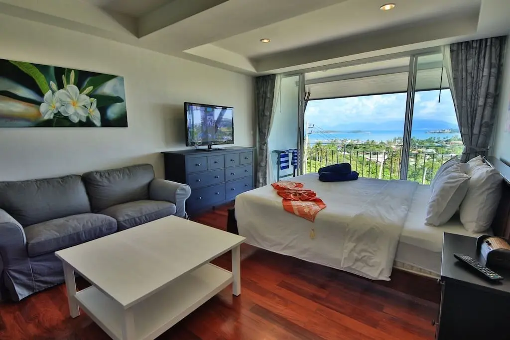 À vendre : Appartement 1 chambre en bord de mer à Plaileam Koh Samui