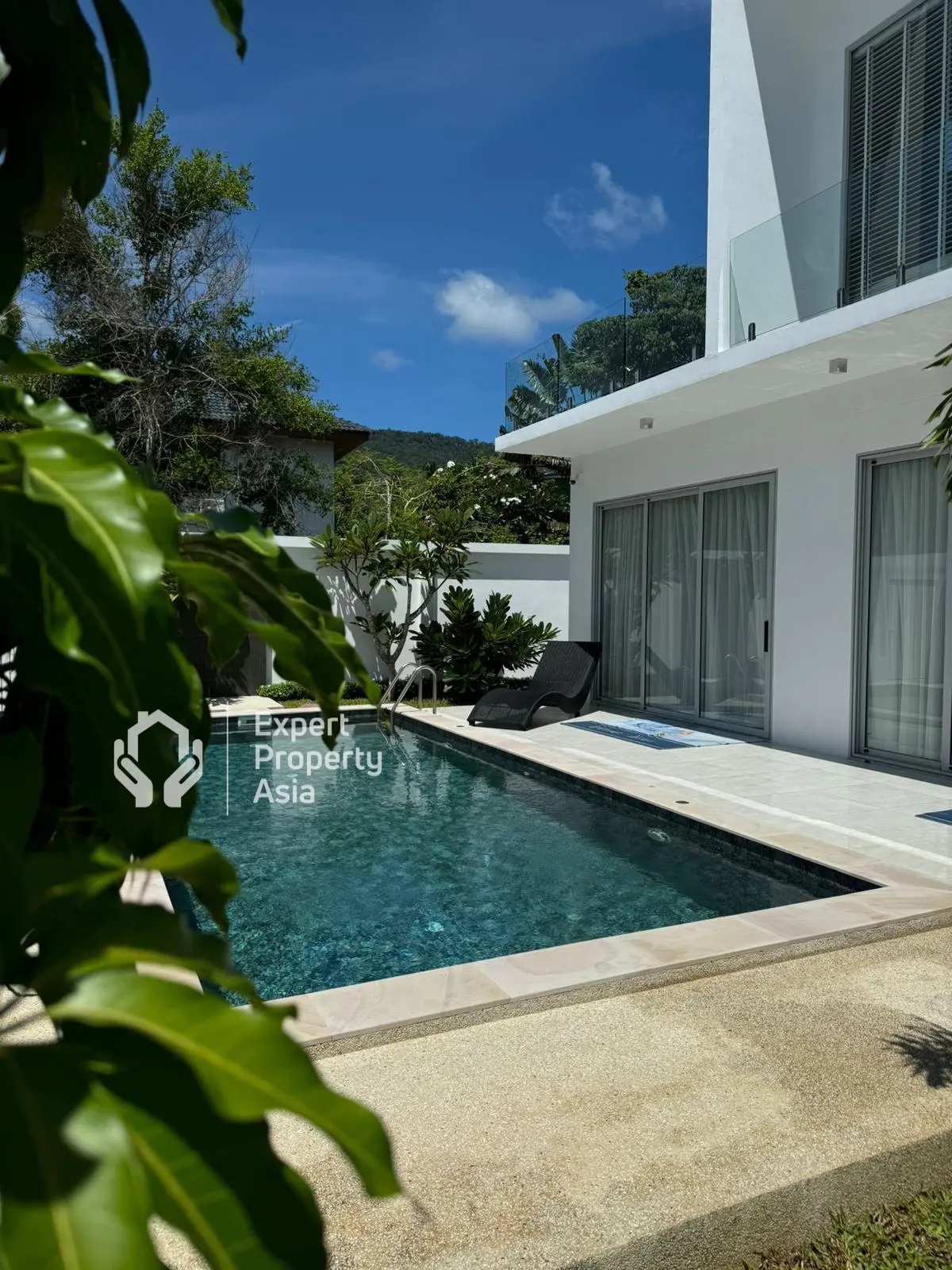 "Modern Two-Storey Villa with Private Pool, Just Steps from Ban Tai Beach"