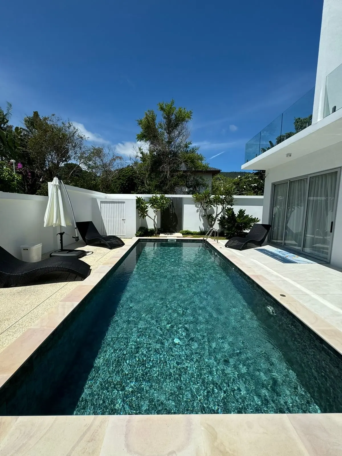 Villa avec piscine de 3 chambres à Ban Tai Koh Samui Propriété à titre libre