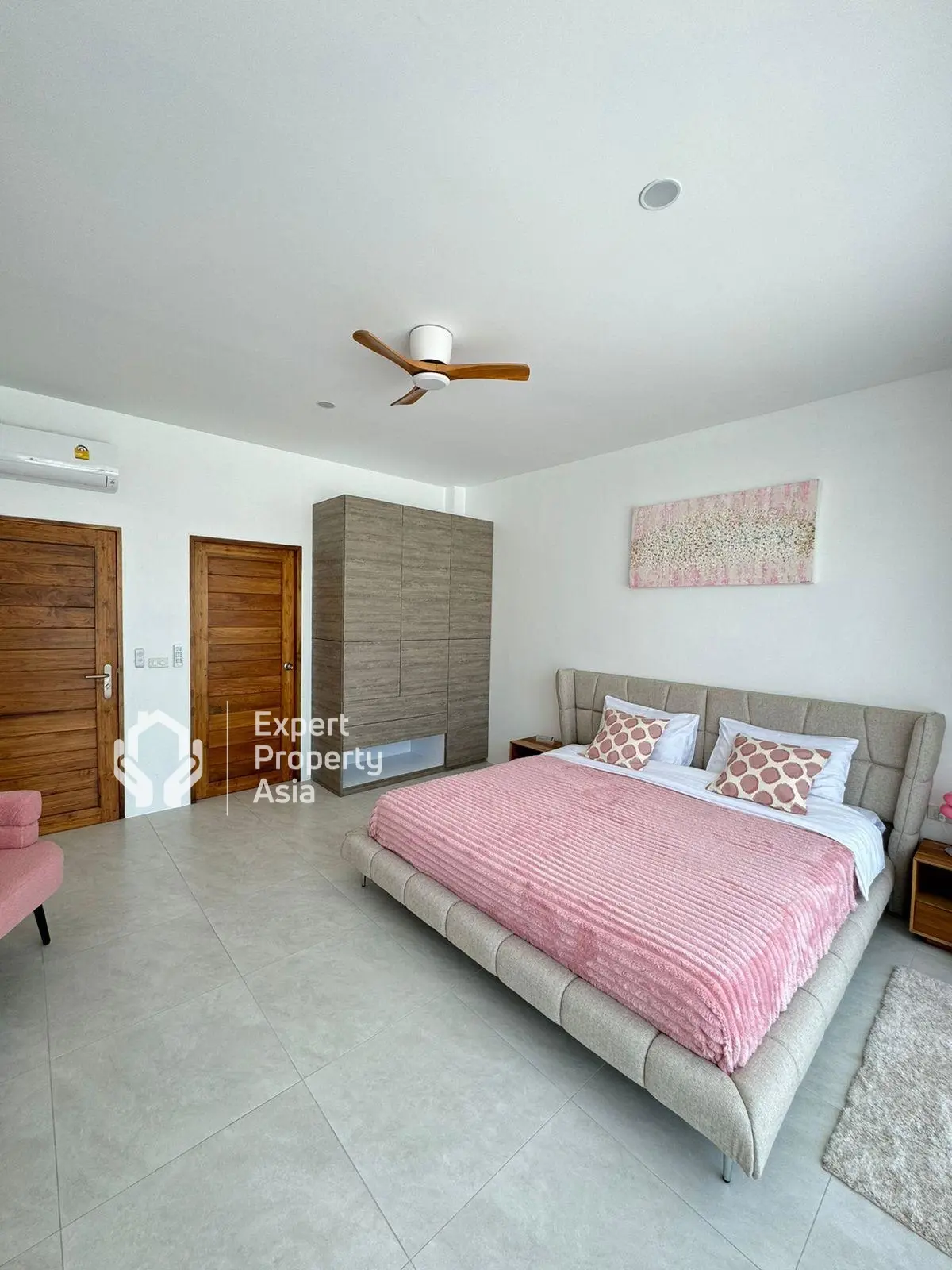 "Modern Two-Storey Villa with Private Pool, Just Steps from Ban Tai Beach"