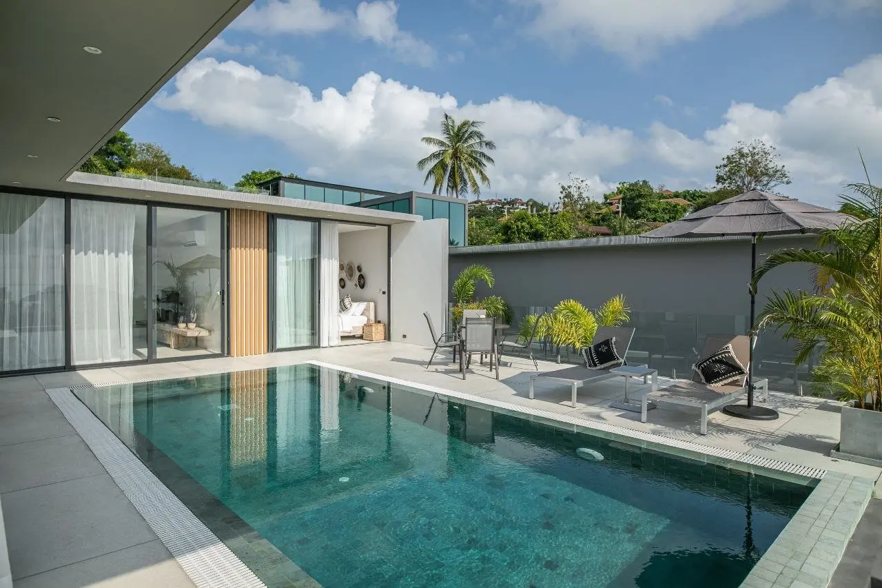 "Elegant 18-Bedroom Villa Retreat with Stunning Sea Views in Koh Samui" 'Freehold"