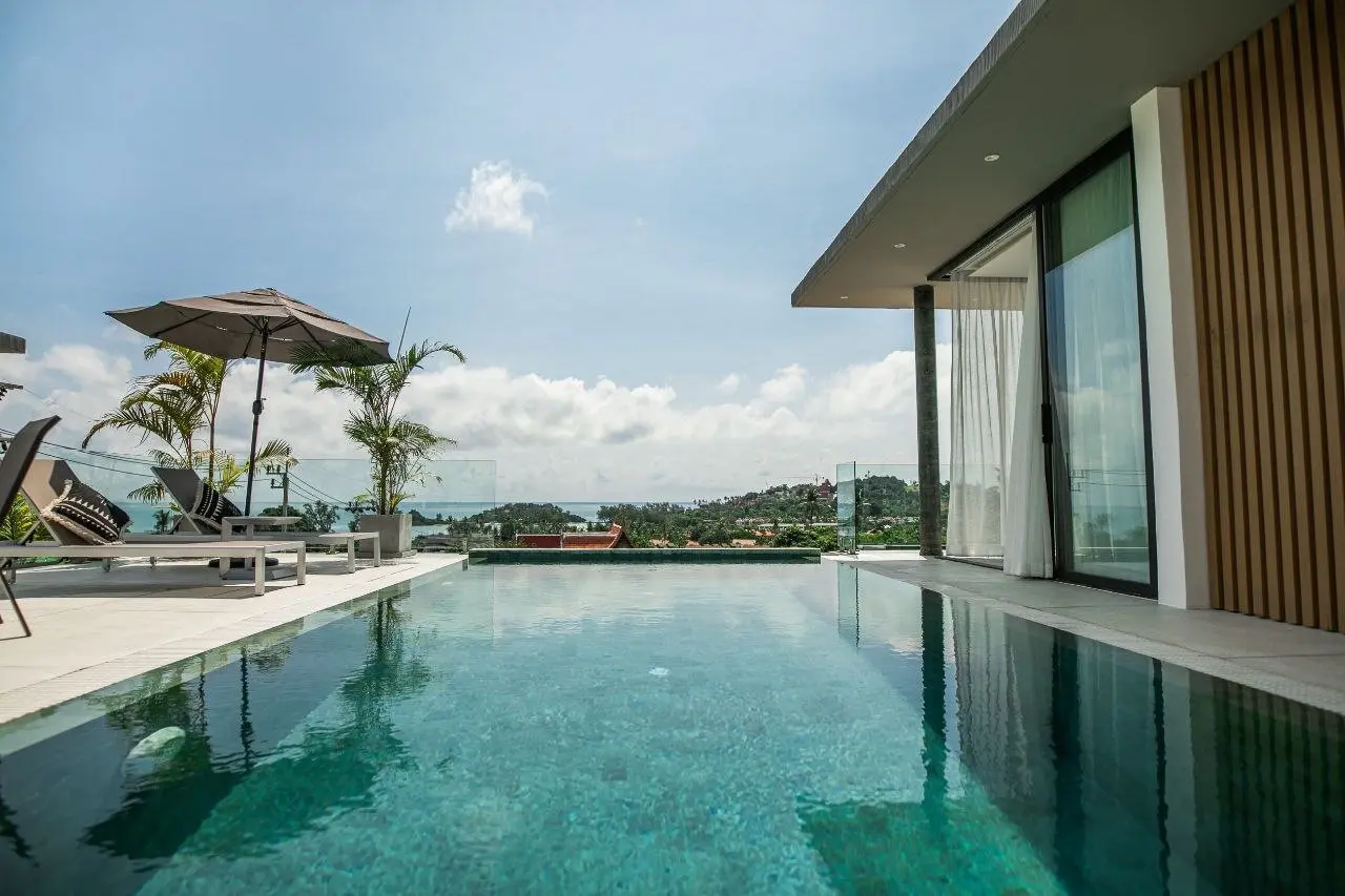 "Elegant 18-Bedroom Villa Retreat with Stunning Sea Views in Koh Samui" 'Freehold"