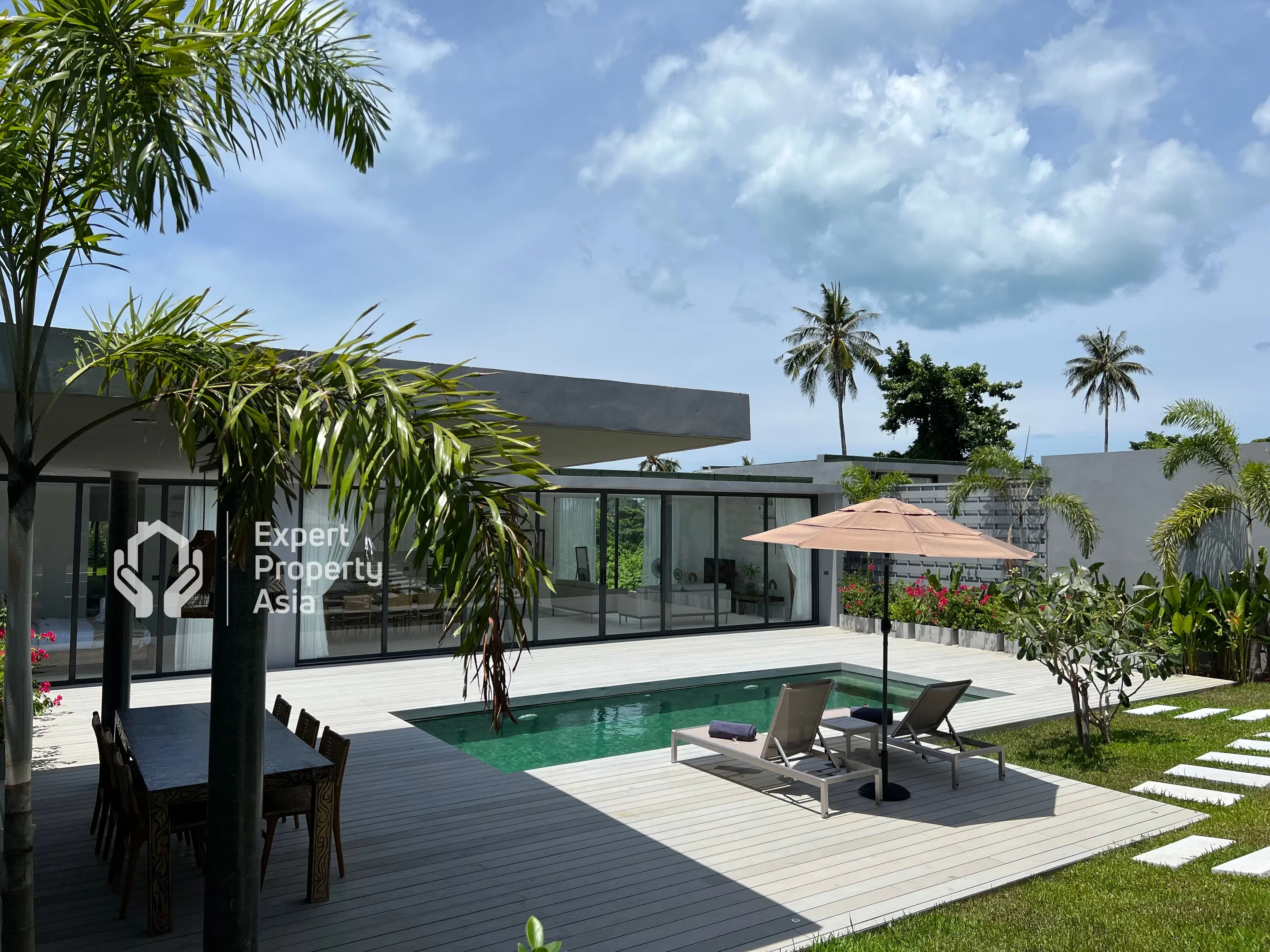 "Luxury Villa Estate for Sale in Choengmon – Prime Beachside Investment in Koh Samui"