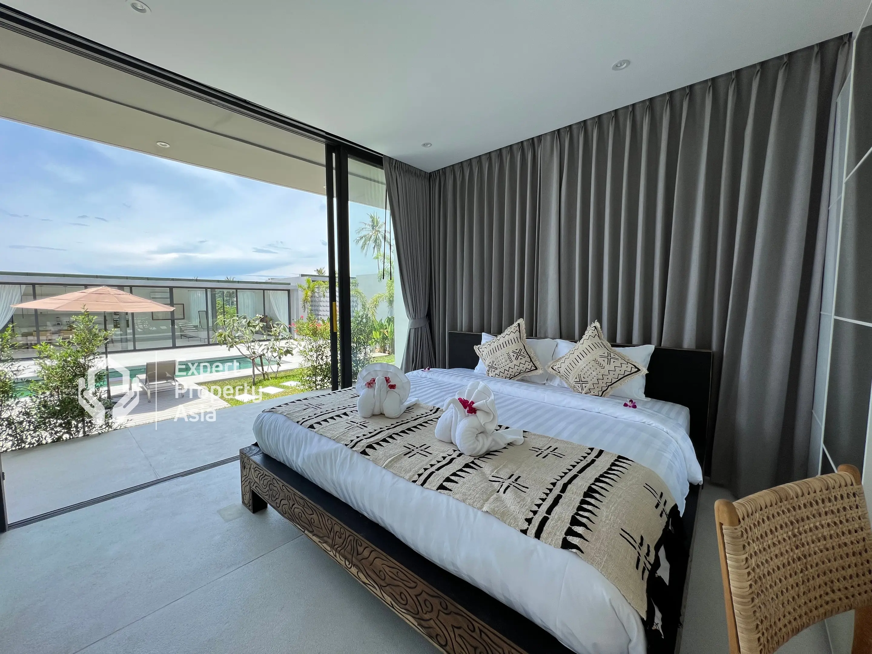 "Luxury Villa Estate for Sale in Choengmon – Prime Beachside Investment in Koh Samui"